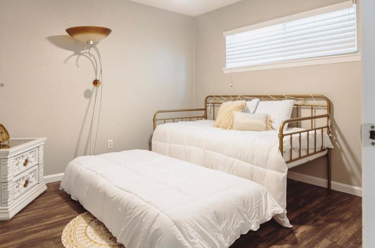 Premium Styled 2 Bedroom Apt In The Heart Of The Heights Houston Bagian luar foto