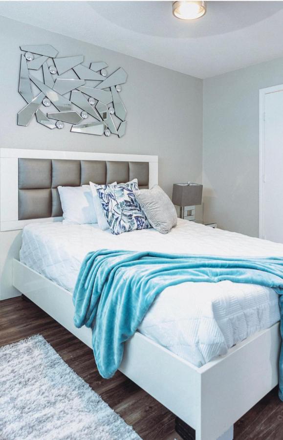 Premium Styled 2 Bedroom Apt In The Heart Of The Heights Houston Bagian luar foto